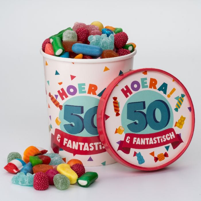 Candy Bucket “Hoera 50 en fantastisch”