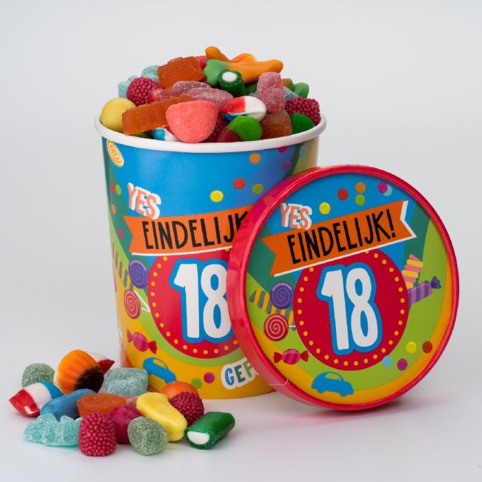 Candy Bucket “Yes eindelijk 18”