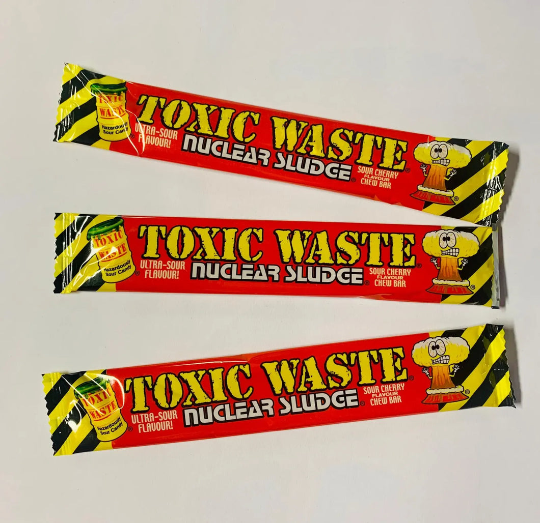 Toxic Waste Sour Cherry Chew Bar 20gr